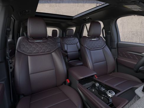 New 2026 Ford Explorer Platinum w/ LUX Leather Package AWD/4WD image 10