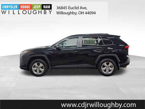 Used 2024 Toyota RAV4 XLE w/ Convenience Package AWD/4WD image 5