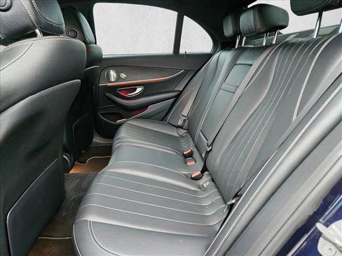 Used 2018 Mercedes-Benz E 300 image 15