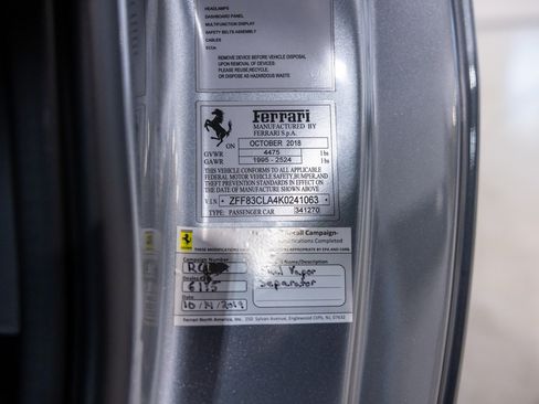 Used 2019 Ferrari 812 Superfast RWD image 60