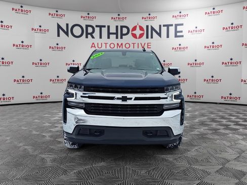 Used 2022 Chevrolet Silverado 1500 LT w/ Bed Protection Package image 9