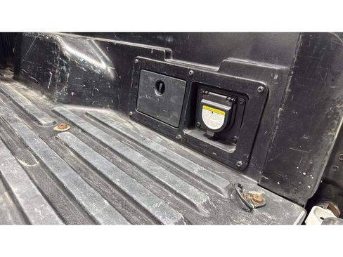 Used 2019 Toyota Tacoma SR5 AWD/4WD image 8