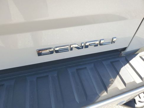 Used 2018 GMC Sierra 1500 Denali image 40
