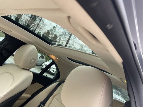 Used 2019 Mercedes-Benz C 300 4MATIC Sedan image 21