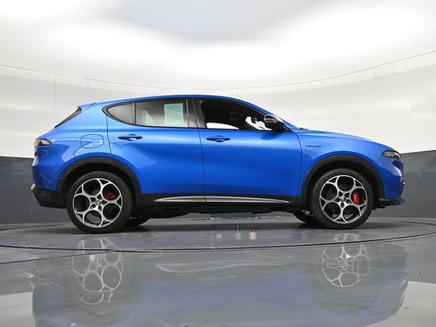 Used 2024 Alfa Romeo Tonale Veloce AWD/4WD image 33