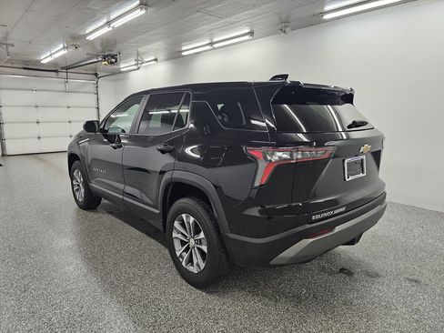 Used 2025 Chevrolet Equinox LT FWD image 6