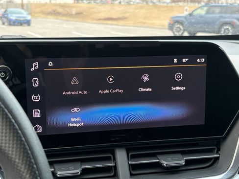 Used 2025 Chevrolet Trax LT image 21