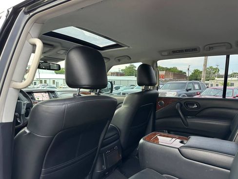 Used 2018 INFINITI QX80 2WD w/ Driver Assistance Package image 22