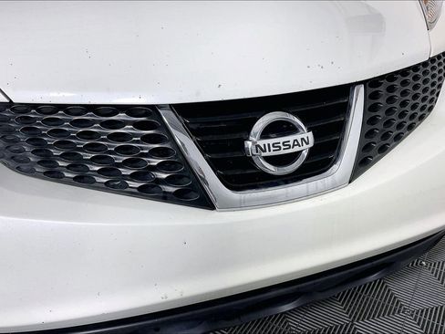 Used 2013 Nissan Juke SL w/ Sport Pkg image 39