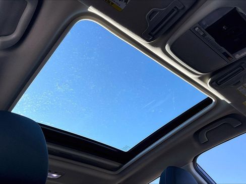 Certified 2024 Subaru Forester Limited image 12