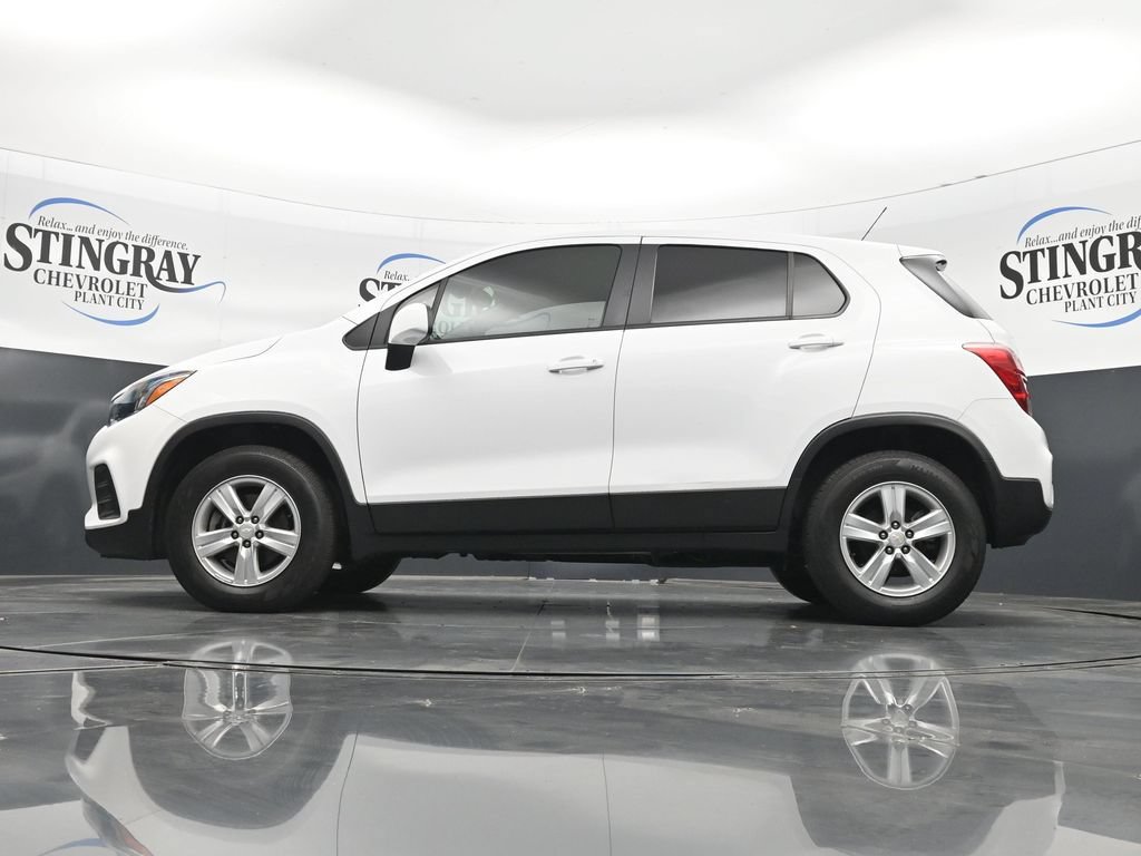 Certified 2022 Chevrolet Trax LS w/ Tint and Cruise Package AWD/4WD image 29