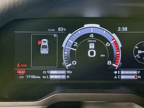 Used 2024 Toyota Tundra Limited AWD/4WD image 14