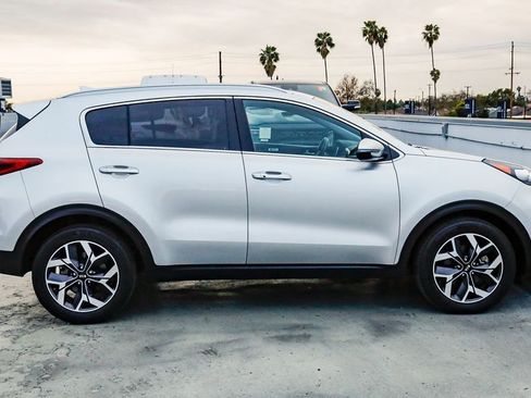Used 2020 Kia Sportage EX image 13