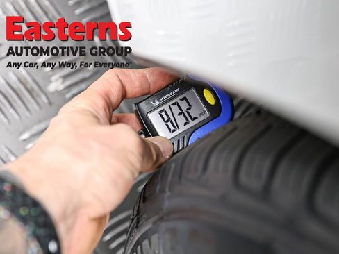 Used 2024 Volkswagen Jetta Sport image 28