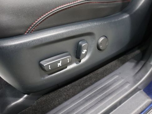 Used 2024 Toyota 4Runner TRD Off-Road Premium image 12