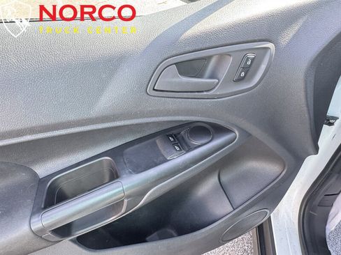 Used 2016 Ford Transit Connect XL image 19