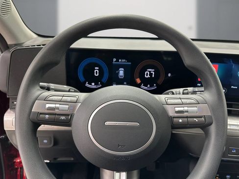 Used 2026 Hyundai Kona SE FWD image 22