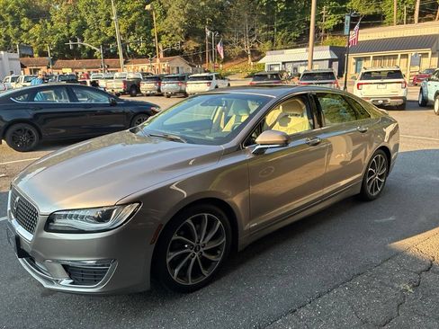 Used 2019 Lincoln MKZ Reserve w/ Reserve Plus Package FWD image 5