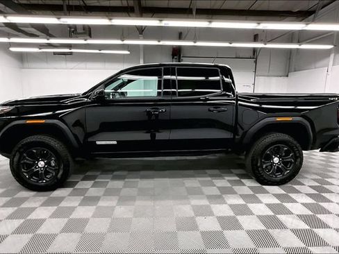 Used 2024 GMC Canyon Elevation w/ Convenience Package AWD/4WD image 14