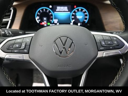 Used 2024 Volkswagen Atlas SE image 21