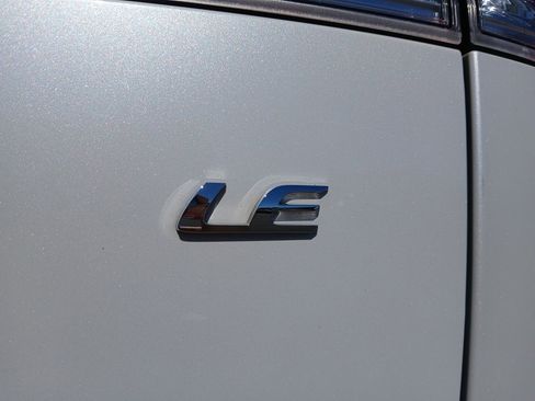 Used 2022 Toyota Corolla Cross LE image 29