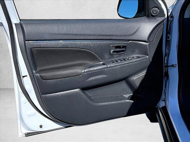 Used 2024 Mitsubishi Outlander Sport AWD image 17