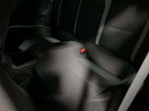 Used 2020 Chevrolet Camaro LT image 19