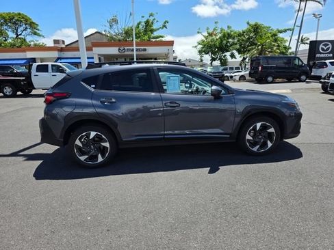 Used 2025 Subaru Crosstrek 2.5i Limited AWD/4WD image 8