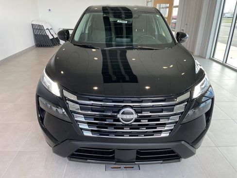 Used 2025 Nissan Rogue SV AWD/4WD image 7