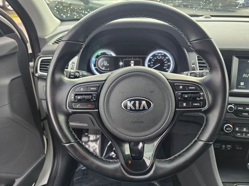 Used 2019 Kia Niro EX image 20