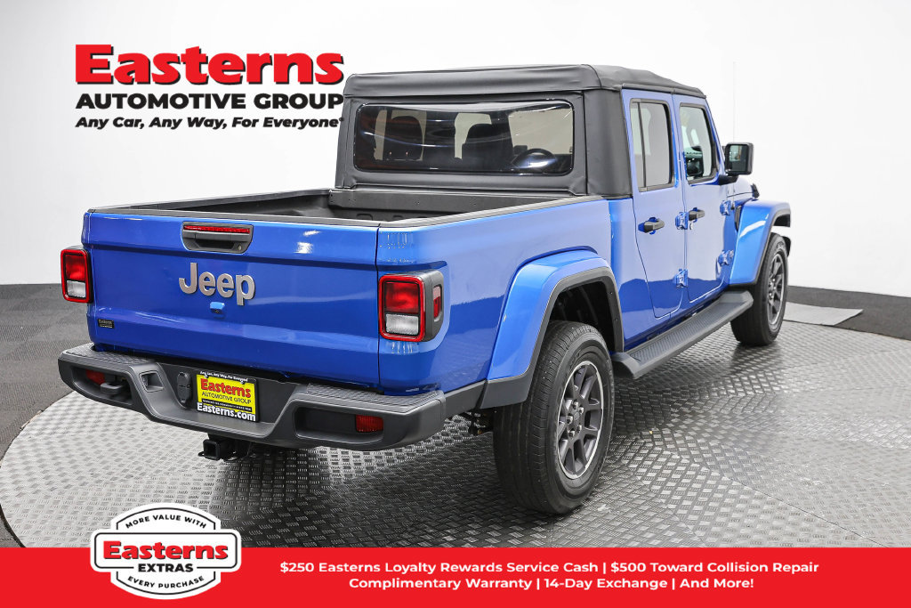 Used 2021 Jeep Gladiator Overland AWD/4WD image 5