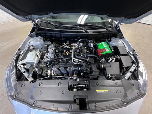 Used 2024 Nissan Altima 2.5 SV w/ SV Premium Package AWD/4WD image 29