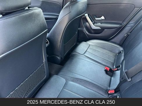 Used 2025 Mercedes-Benz CLA 250 image 14