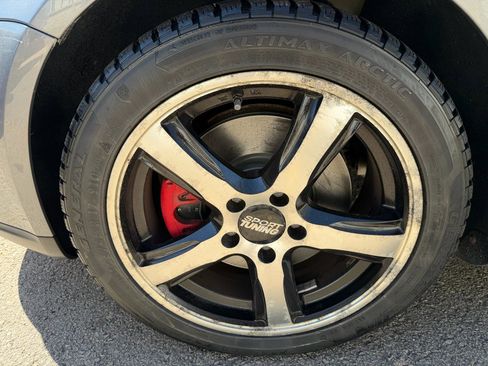 Used 2008 Volkswagen GTI 2-Door FWD image 9