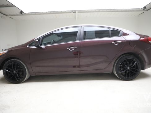 Used 2017 Kia Forte LX w/ LX Popular Package FWD image 2