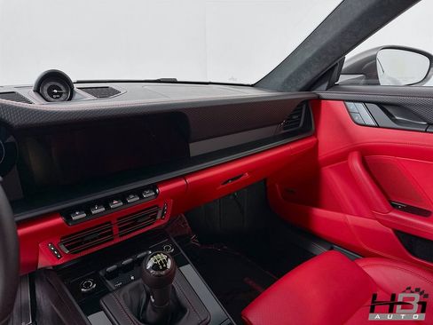 Used 2022 Porsche 911 GT3 image 16