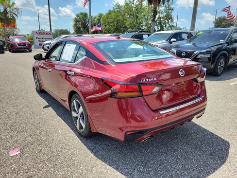 Certified 2021 Nissan Altima 2.5 SL FWD image 4