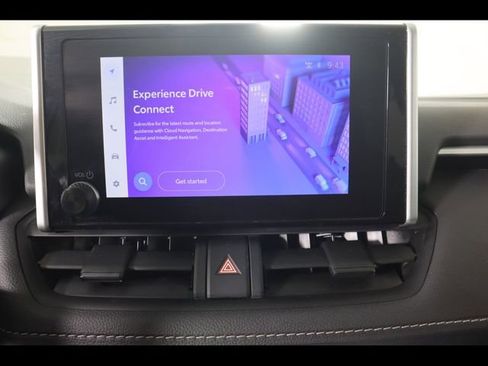 Used 2025 Toyota RAV4 XLE image 26