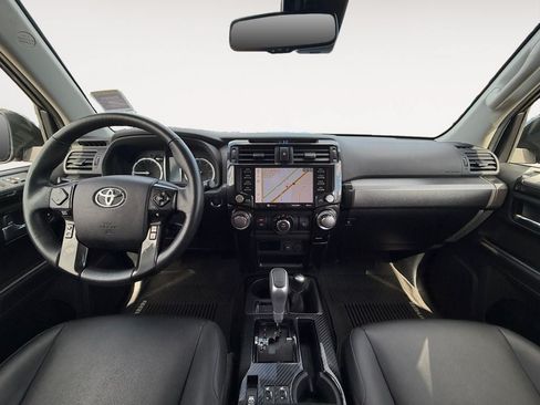 Used 2021 Toyota 4Runner TRD Off-Road Premium AWD/4WD image 11