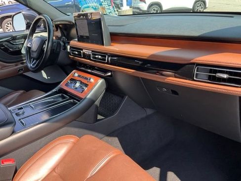 Used 2020 Lincoln Aviator Reserve w/ Equipment Group 202A AWD/4WD image 24
