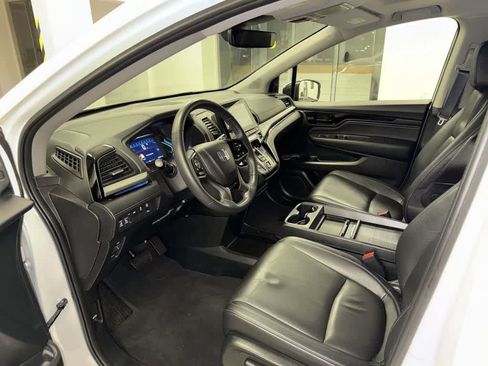 Used 2023 Honda Odyssey Touring image 32