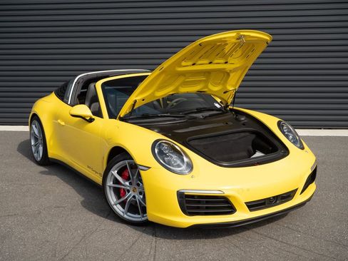 Used 2017 Porsche 911 Targa 4S image 27