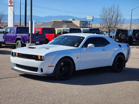 Used 2023 Dodge Challenger R/T Scat Pack image 5
