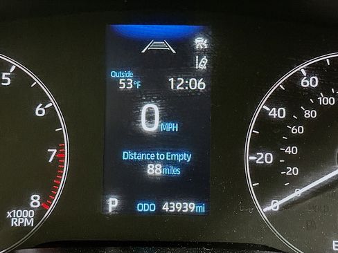 Used 2024 Toyota Corolla LE image 18