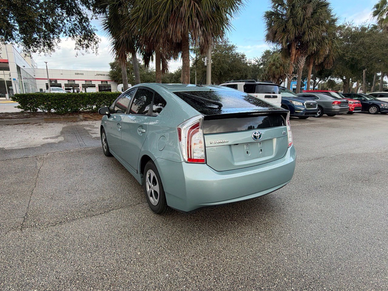 Used 2013 Toyota Prius Three FWD image 3