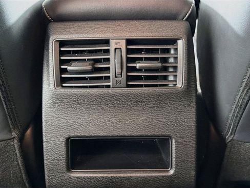 Used 2024 Mitsubishi Outlander SE AWD/4WD image 29