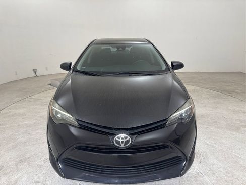 Used 2018 Toyota Corolla LE image 13