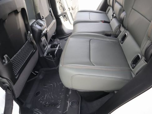 New 2026 Jeep Gladiator Mojave AWD/4WD image 13