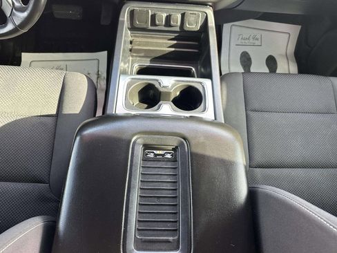 Used 2017 Chevrolet Silverado 1500 LT w/ All Star Edition image 21