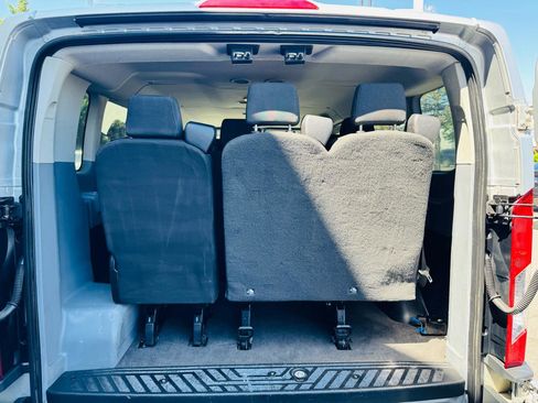 Used 2018 Ford Transit 350 XLT RWD image 38